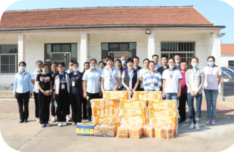 中陽義工走進(jìn)明集敬老院